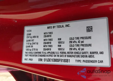 2025 Tesla Model 3 Long Range All-Wheel Drive z USA, uszkodzony, nr VIN 5YJ3E1EB8SF918081